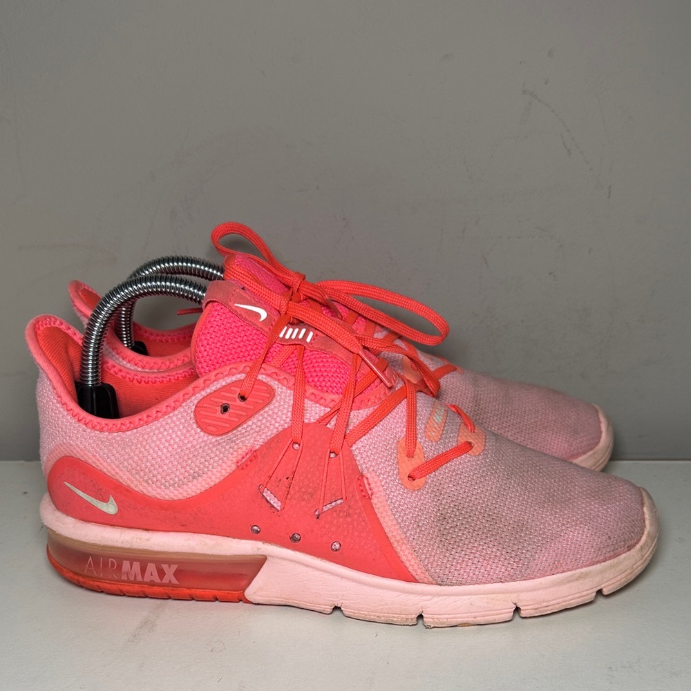 Nike Air Max light pink and neon pink Sneakers